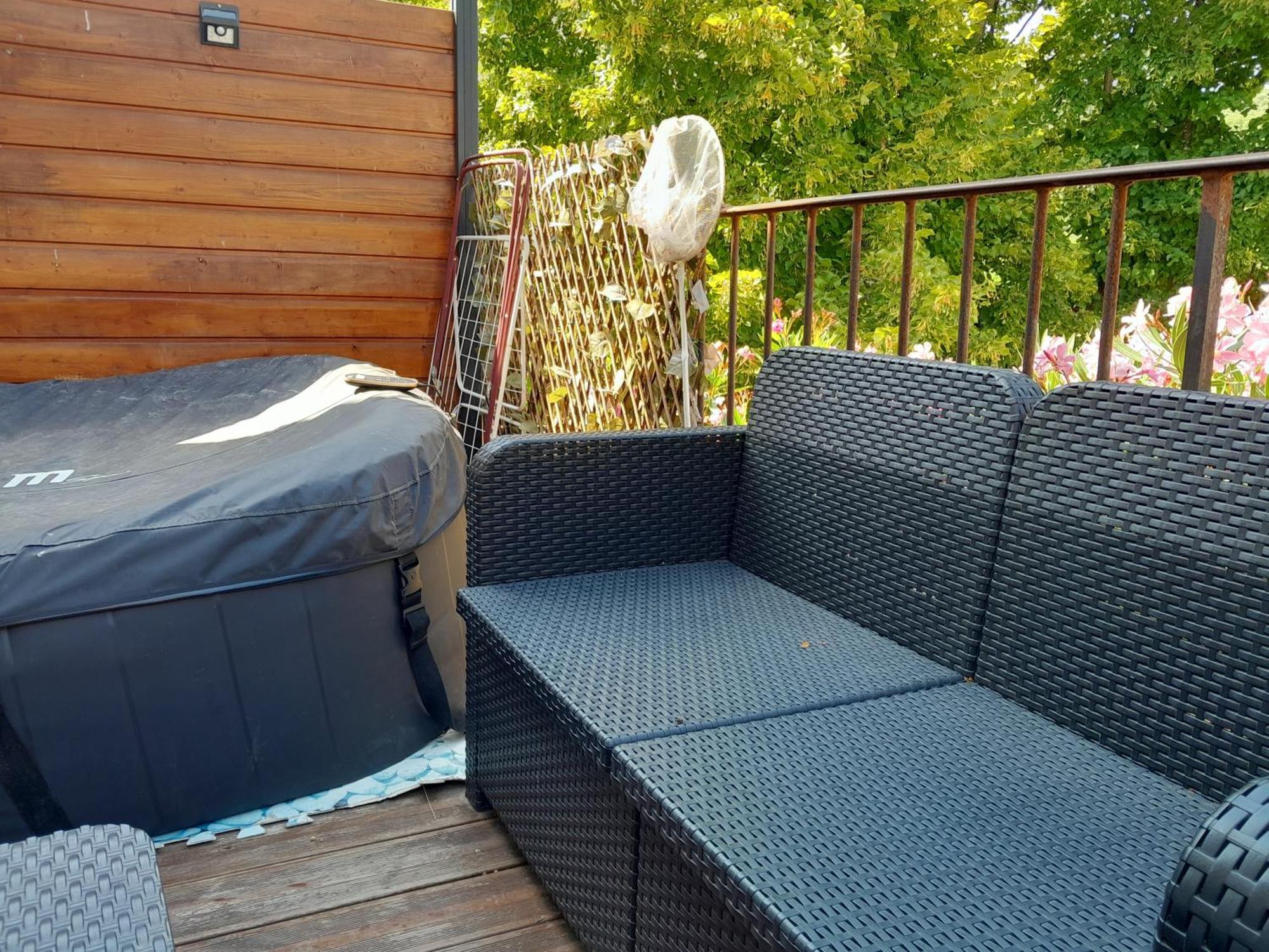 La Terrasse Aux Hirondelles Maison 80M2 2 Chambres 2 Salles De Bains Lagorce  Exteriér fotografie